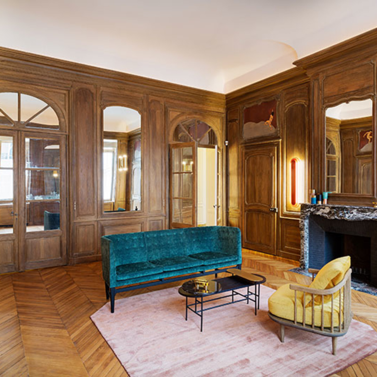 erektion forpligtelse Til ære for &Tradition — Coco Chanel's Parisian apartment